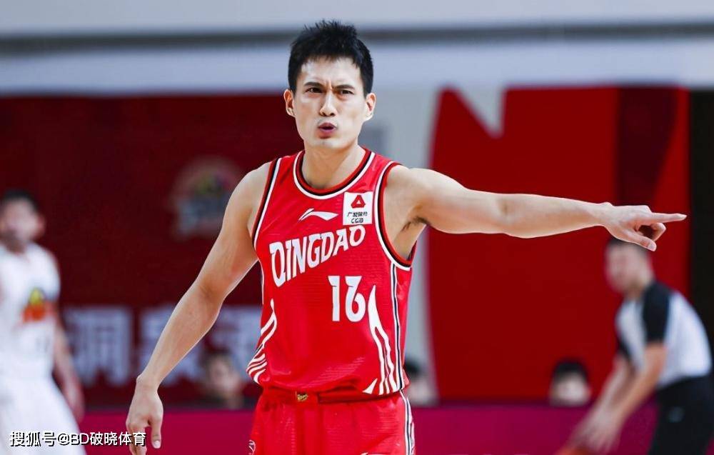 爱游戏入口-天津队横扫广东队，王哲林刷新纪录