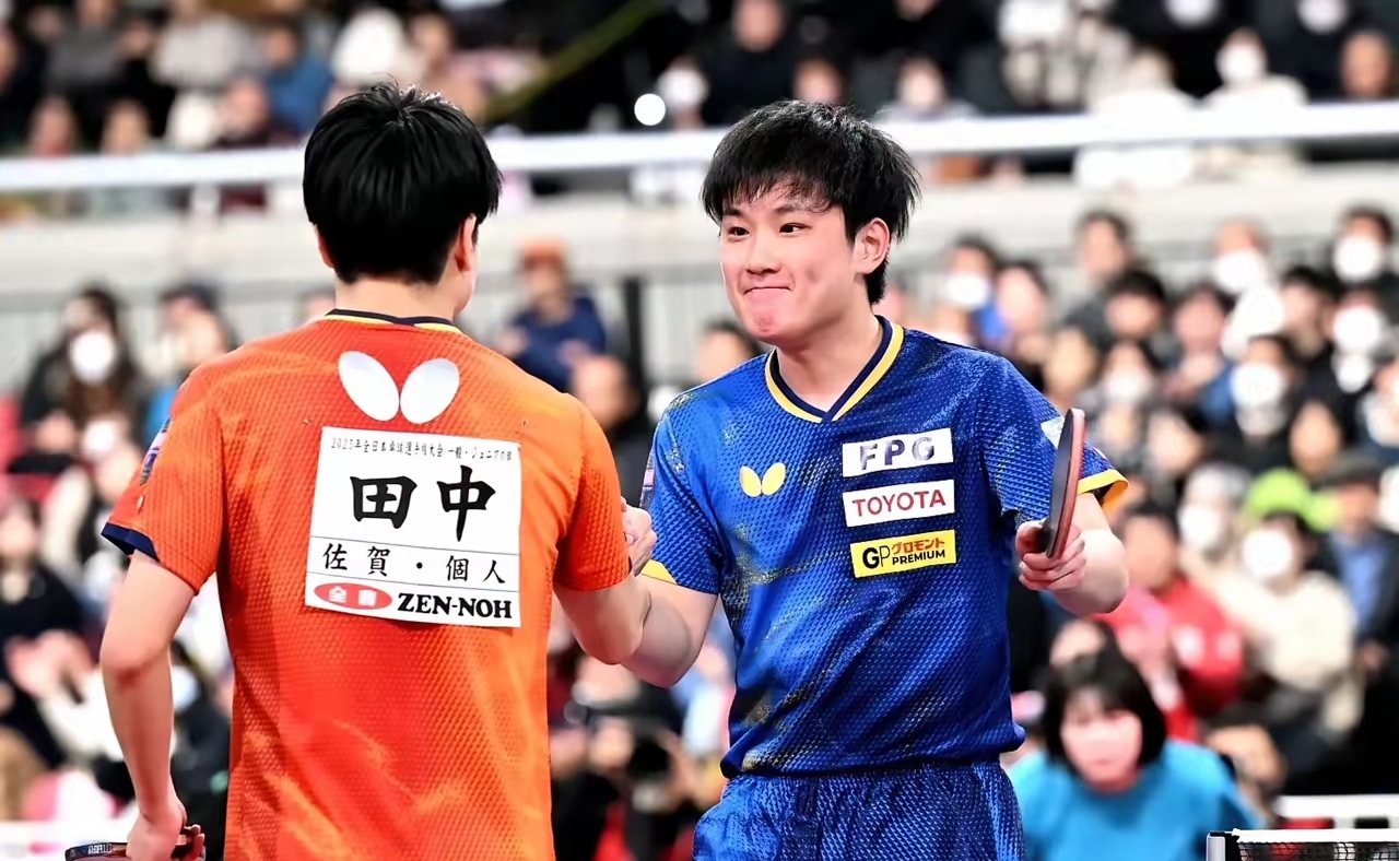 爱游戏下载-德国队鏖战日本队，张本智和扛起全队