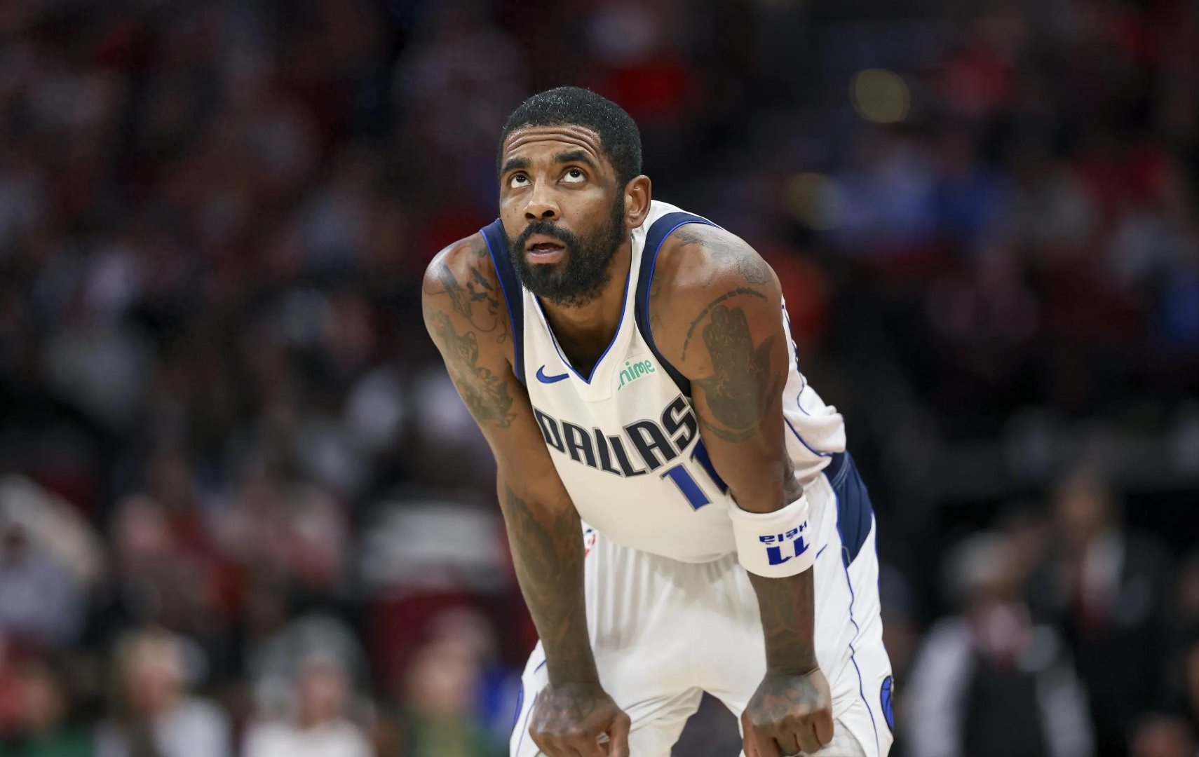 爱游戏下载-马刺逆转上海队，欧文惊艳四座