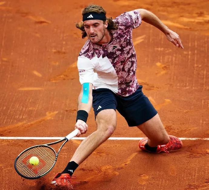 ayx世界杯2026-澳网力克联合杯,西西帕斯状态火热