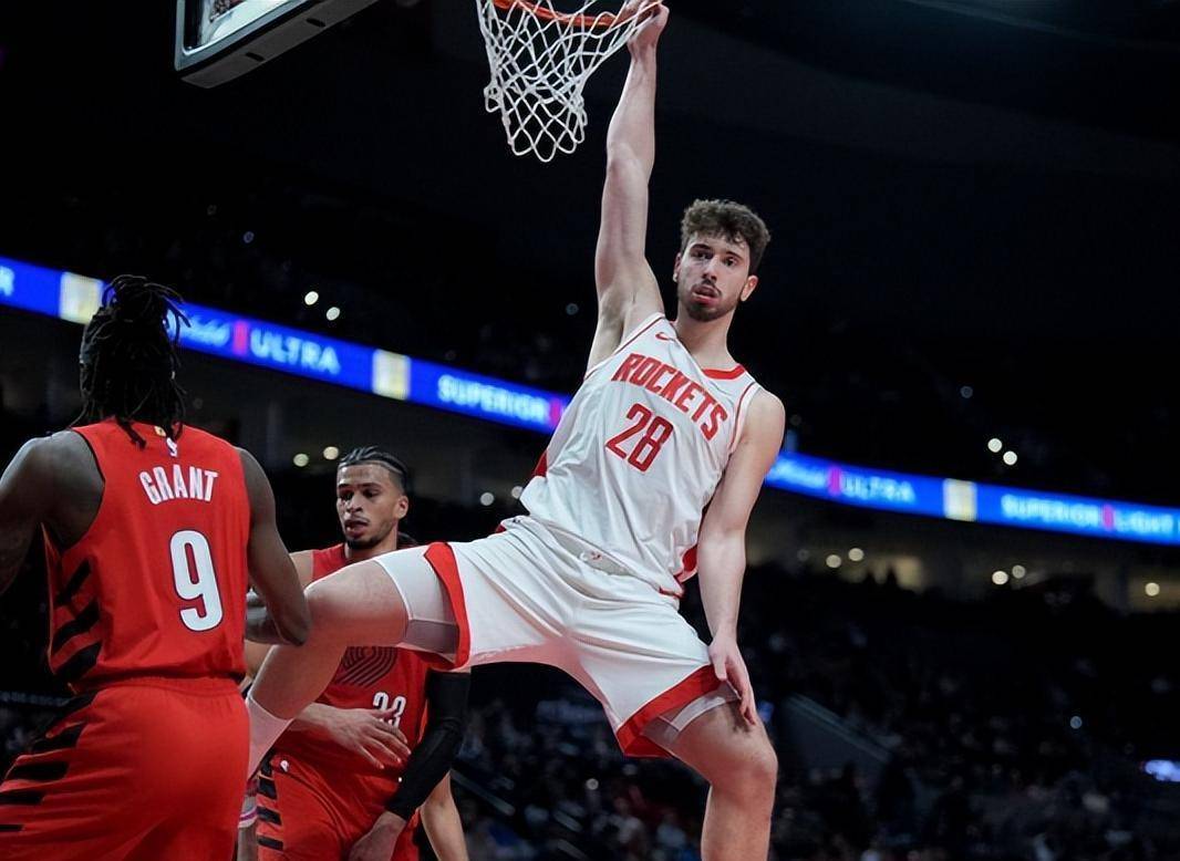 爱游戏官网-马刺逆转火箭，利拉德高光表现